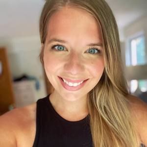 Meet your Posher, Abby